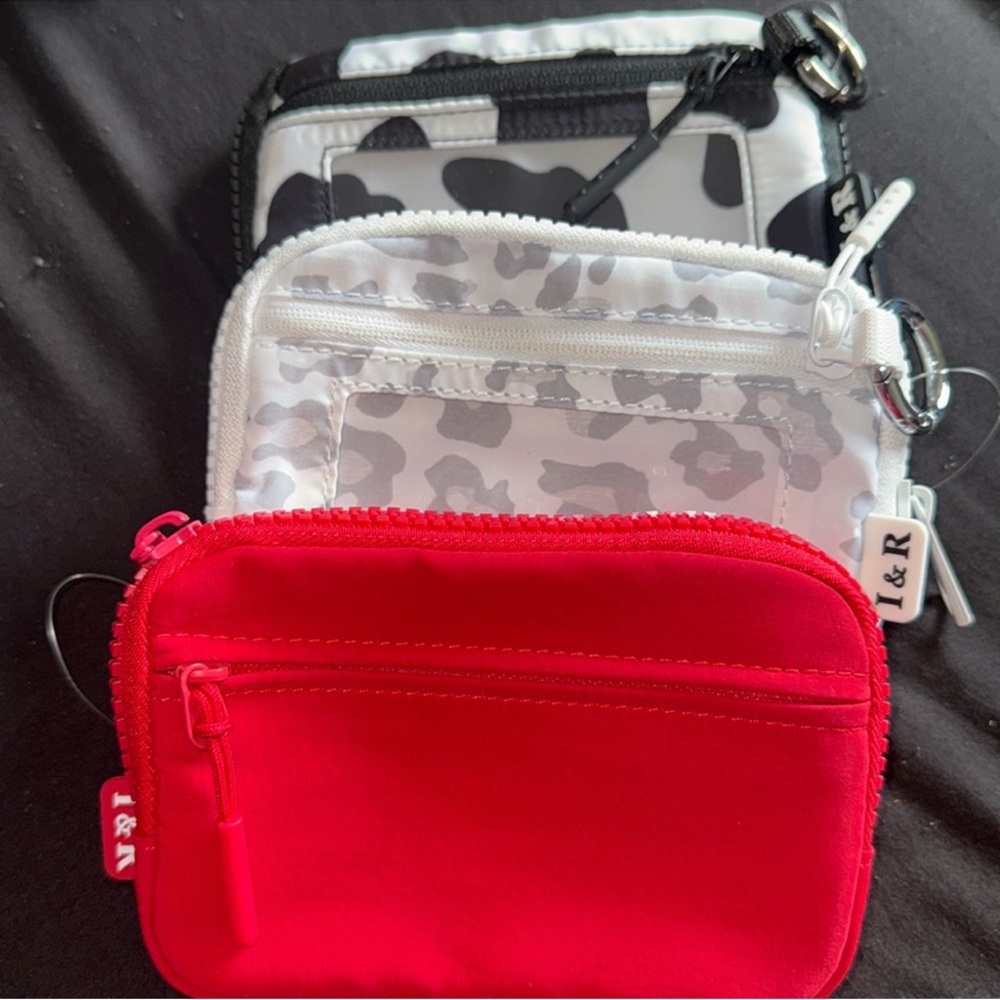 🛍️NEW Wallet keychains 🛍️Pick a color